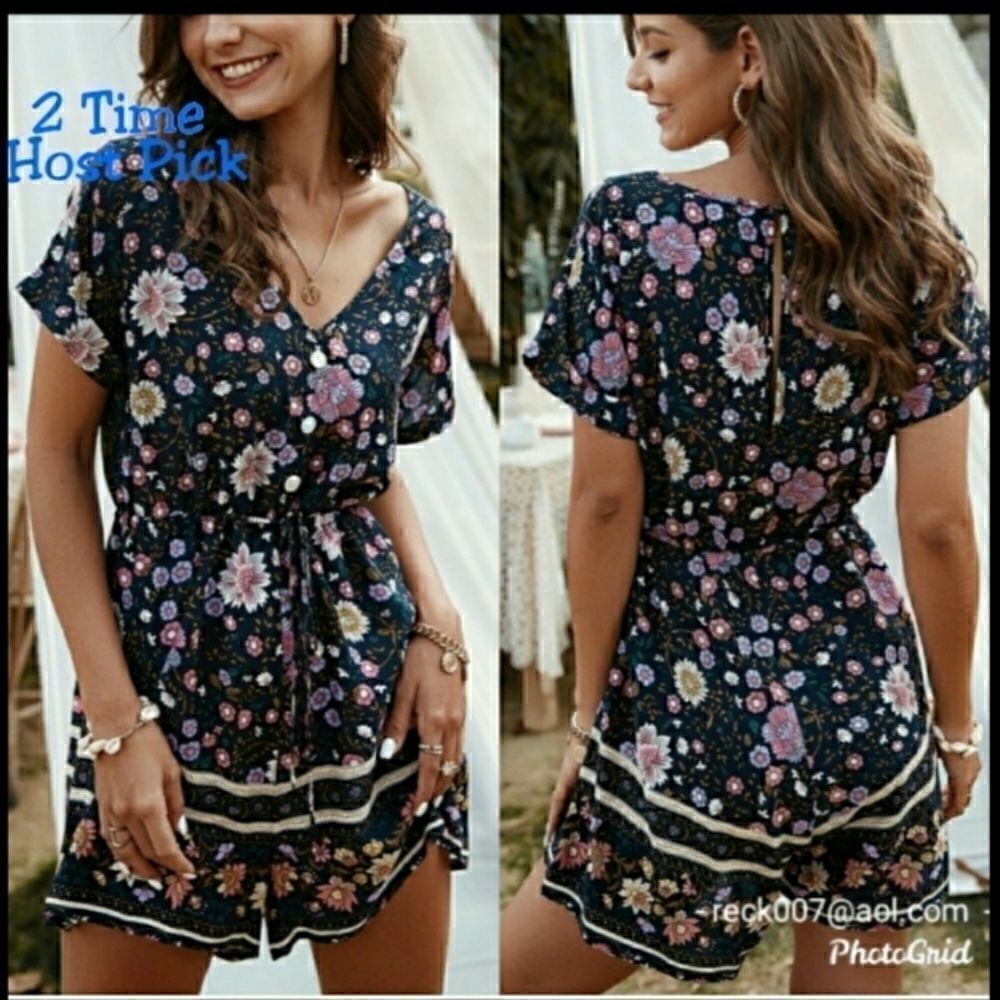 Navy Floral pattern Romper - Picture 4 of 10